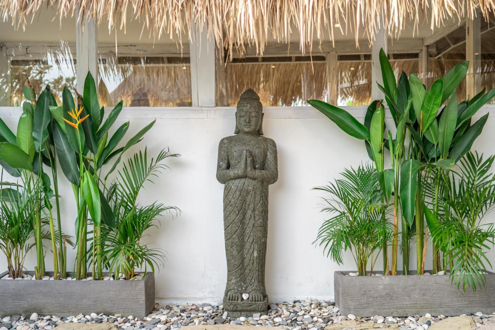 Balangan Beach Villa Idaman Bungalows Jimbaran  Exterior photo